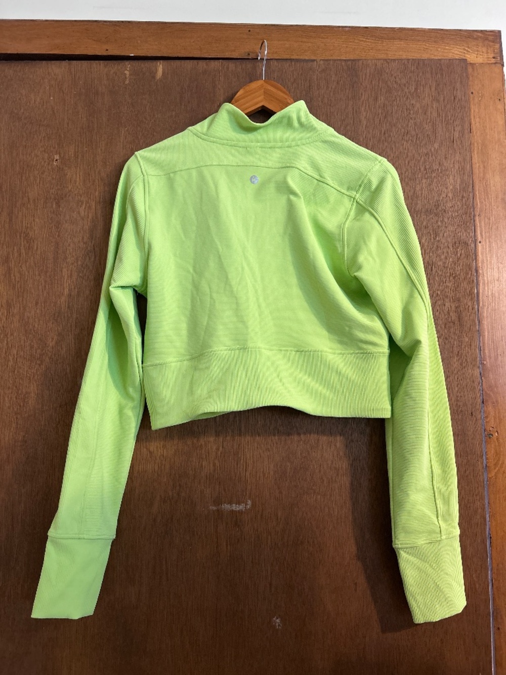 90 Degree cropped athletic zip up - Picture 2 of 3